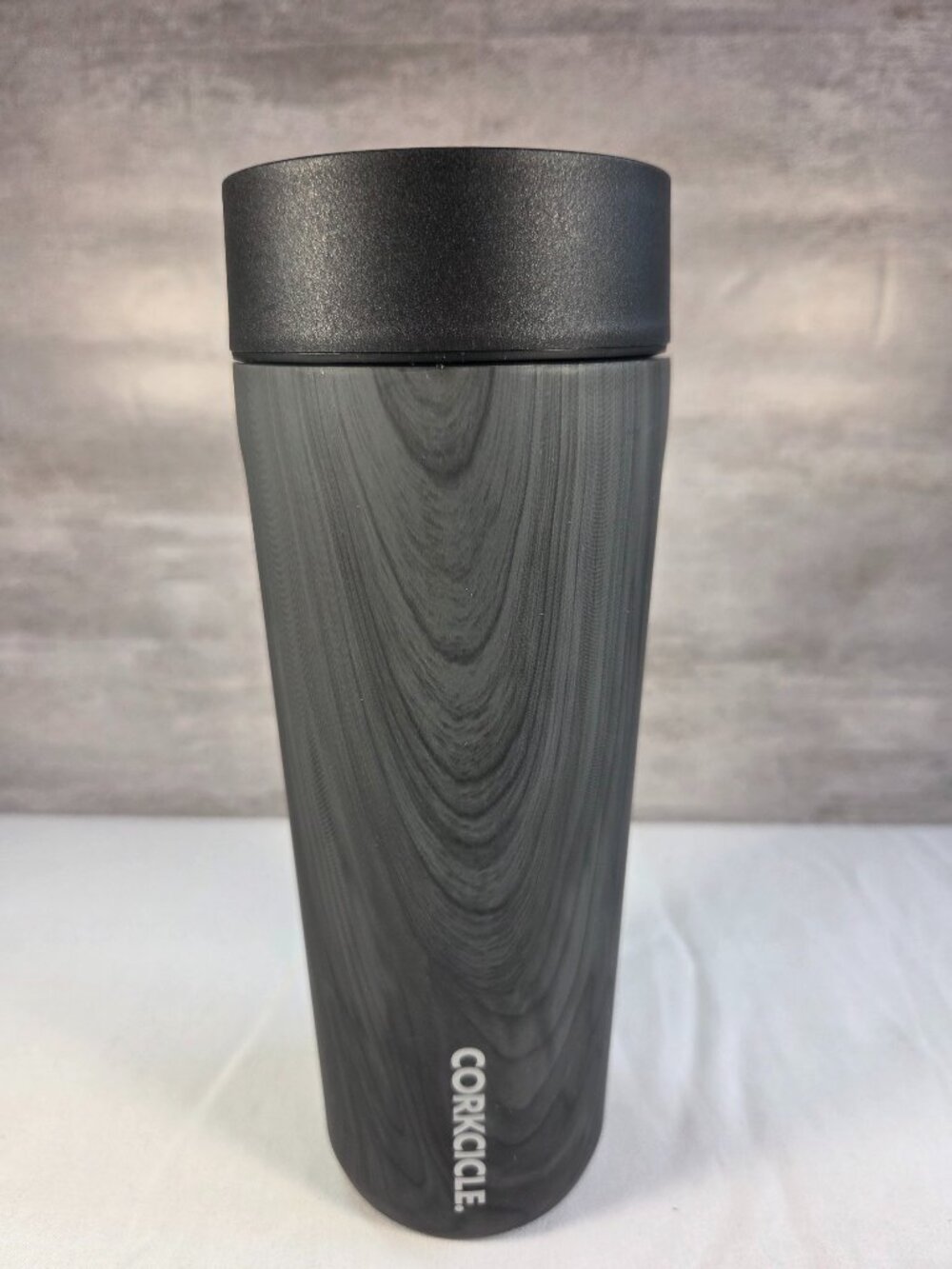 Corkcicle Gray Woodgrain Tumbler Screw on Lid with Push Top 17oz